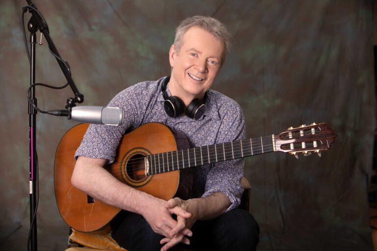 Peter White Net Worth